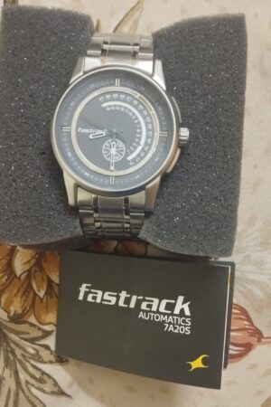 Fastrack Go Skate Quartz Analog with Day,Date Grey Dial Silver Stainless Steel Strap Watch | Pre-Owned